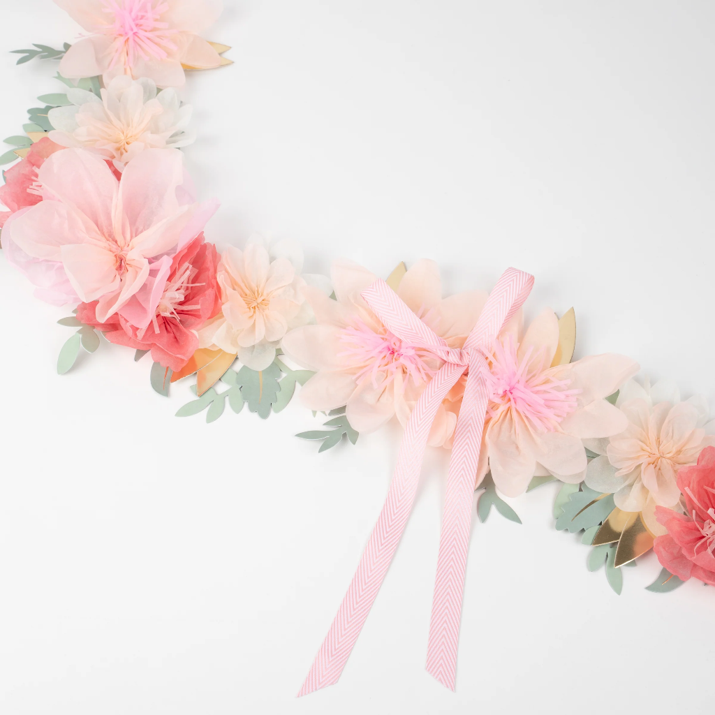 Meri Meri x Ladurée Paris Garland